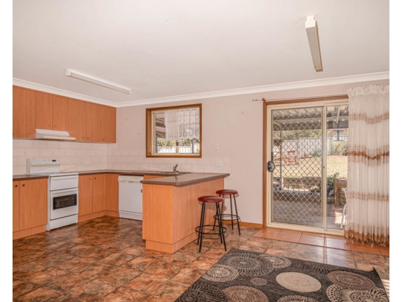 9 David Crescent, Armidale NSW 2350