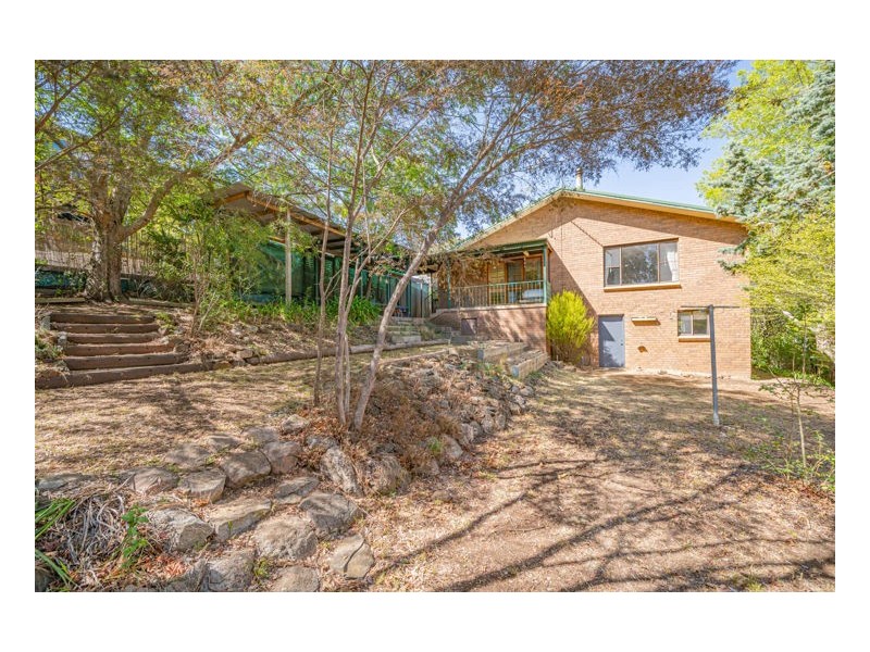 3 Thompson Street, Armidale NSW 2350