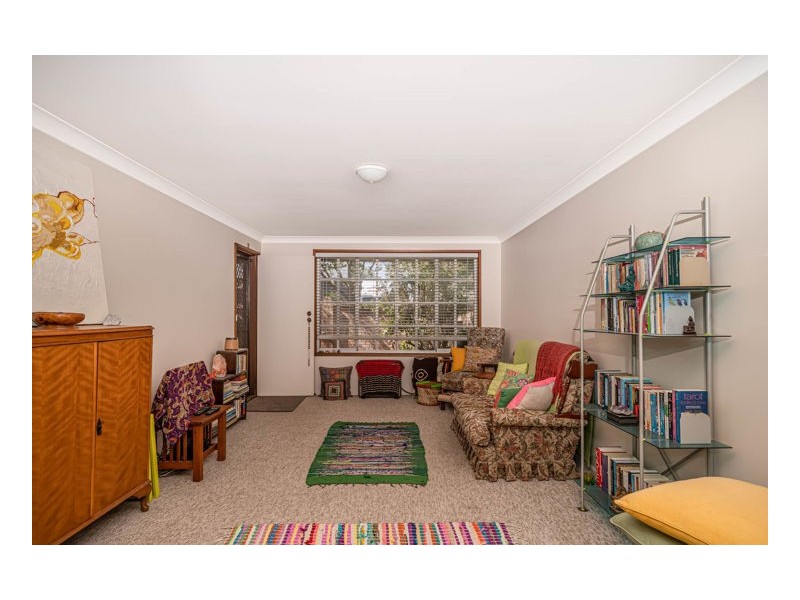 2/15 Queen Elizabeth Drive, Armidale NSW 2350