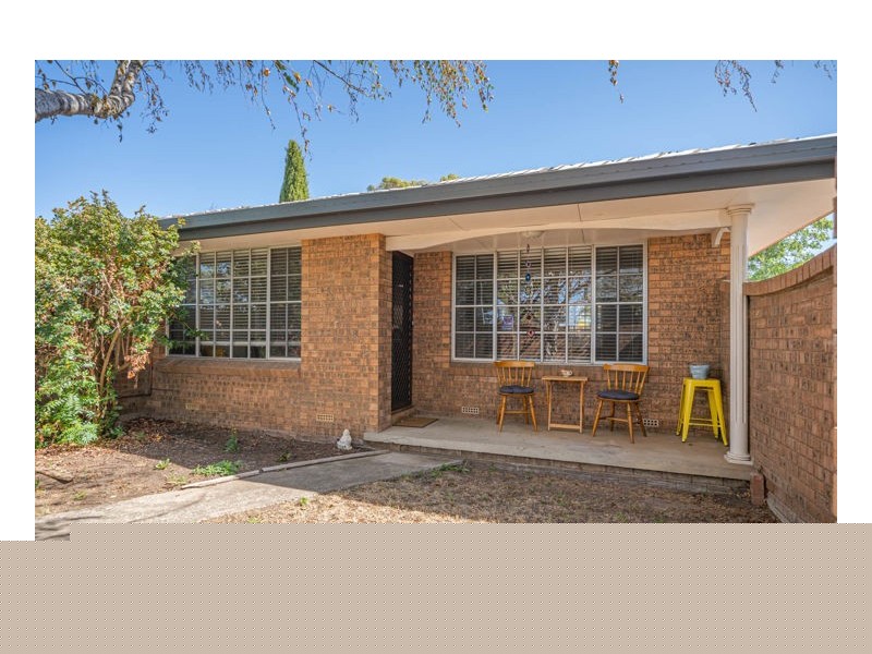 2/15 Queen Elizabeth Drive, Armidale NSW 2350