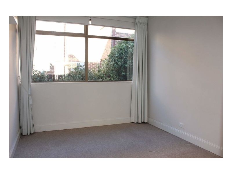 2/143 Faulkner Street, Armidale NSW 2350