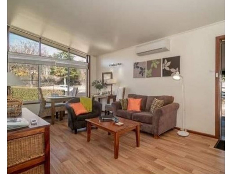 1/13-15 Railway Parade, Armidale NSW 2350