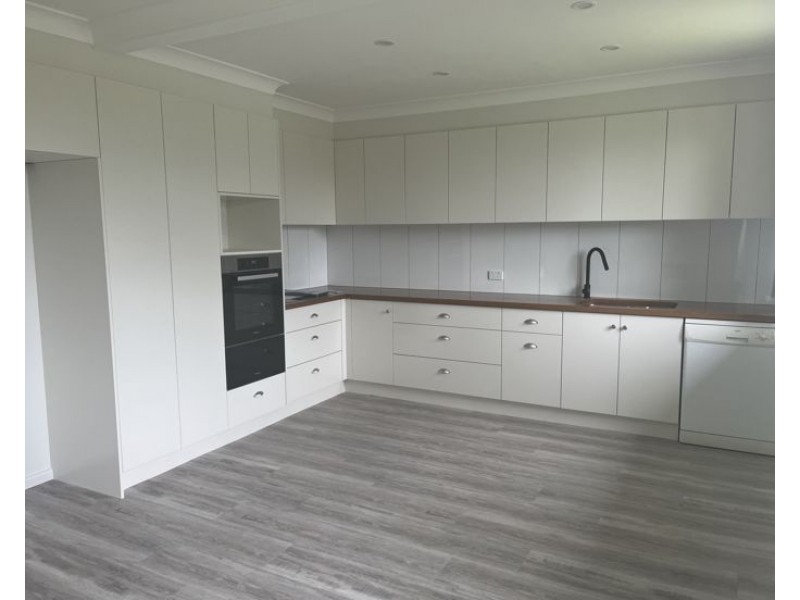 1/8 Mckeon Avenue, Armidale NSW 2350