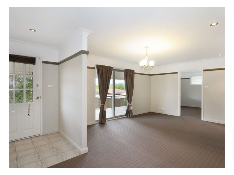 9 Patricia Close, Armidale NSW 2350