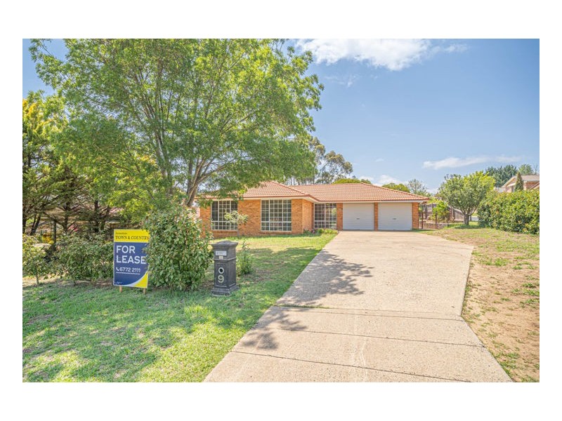 9 The Boulevarde, Armidale NSW 2350