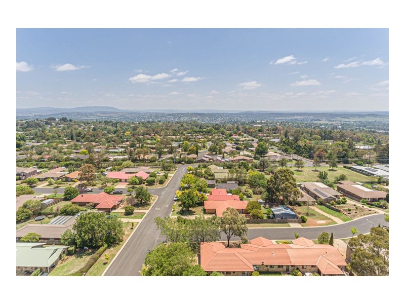 9 The Boulevarde, Armidale NSW 2350