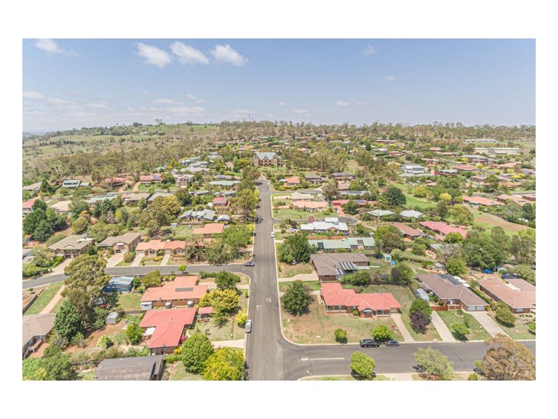 9 The Boulevarde, Armidale NSW 2350