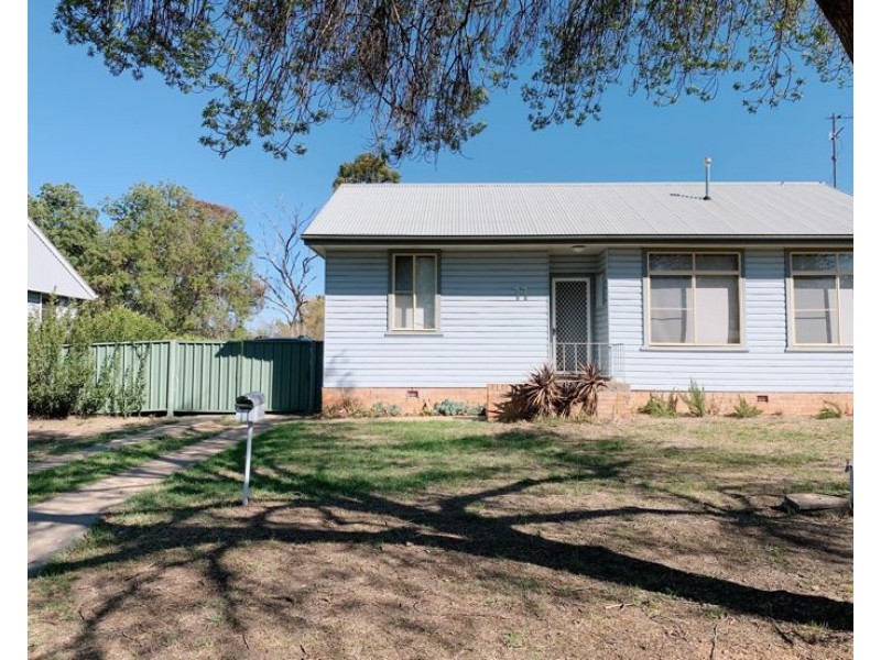 11 Elizabeth Street, Armidale NSW 2350