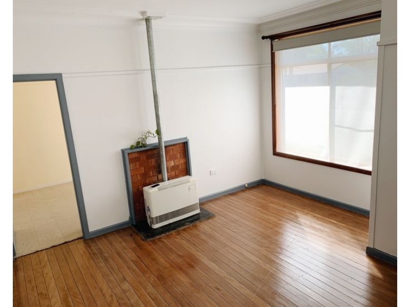 11 Elizabeth Street, Armidale NSW 2350