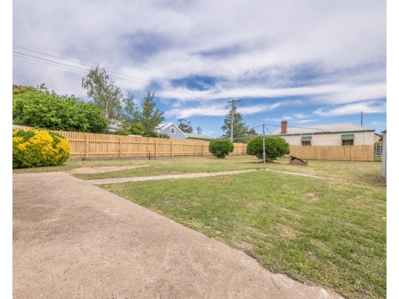 116 Butler Street, Armidale NSW 2350