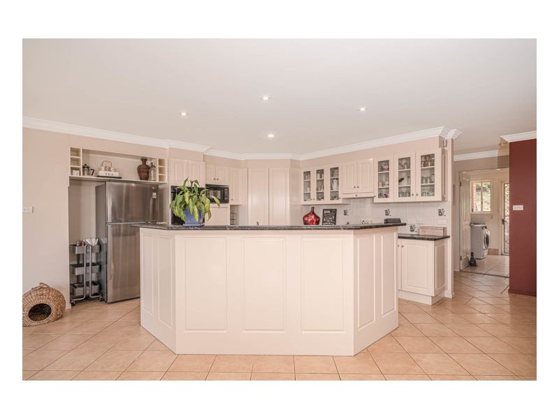 9 Nathaniel Pidgeon Drive, Armidale NSW 2350