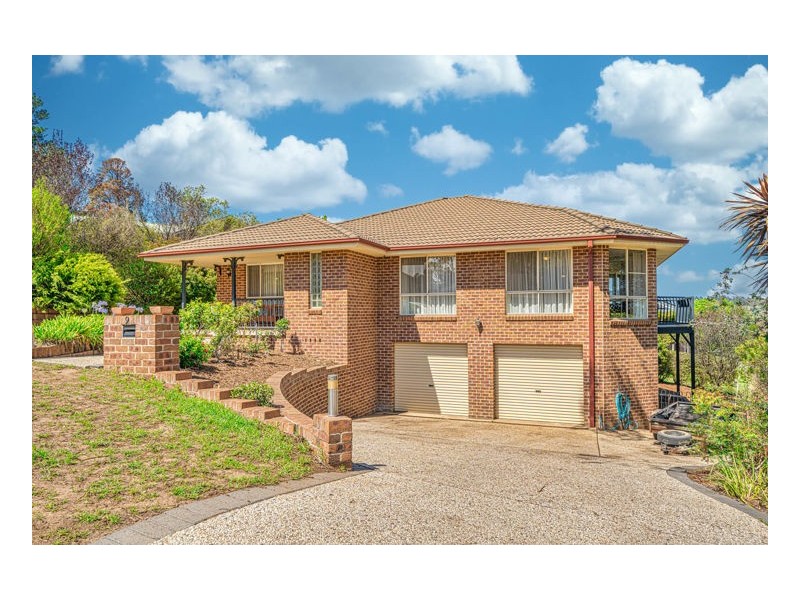 9 Nathaniel Pidgeon Drive, Armidale NSW 2350