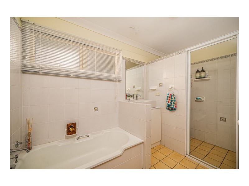 6 Mayfield Avenue, Armidale NSW 2350