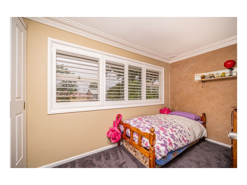 6 Mayfield Avenue, Armidale NSW 2350