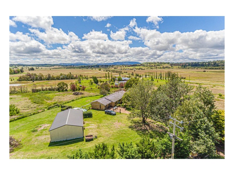 10 Mundays Lane, Armidale NSW 2350