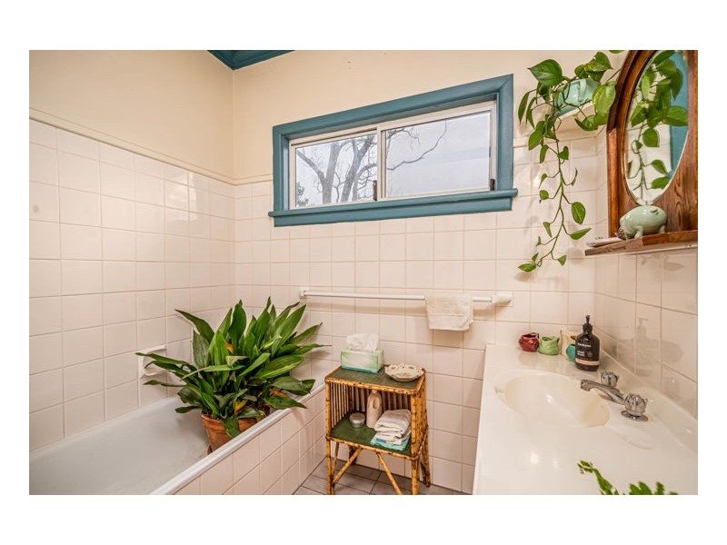 128 Erskine Street, Armidale NSW 2350