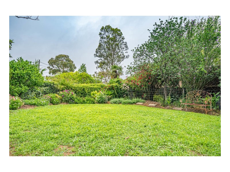 128 Erskine Street, Armidale NSW 2350