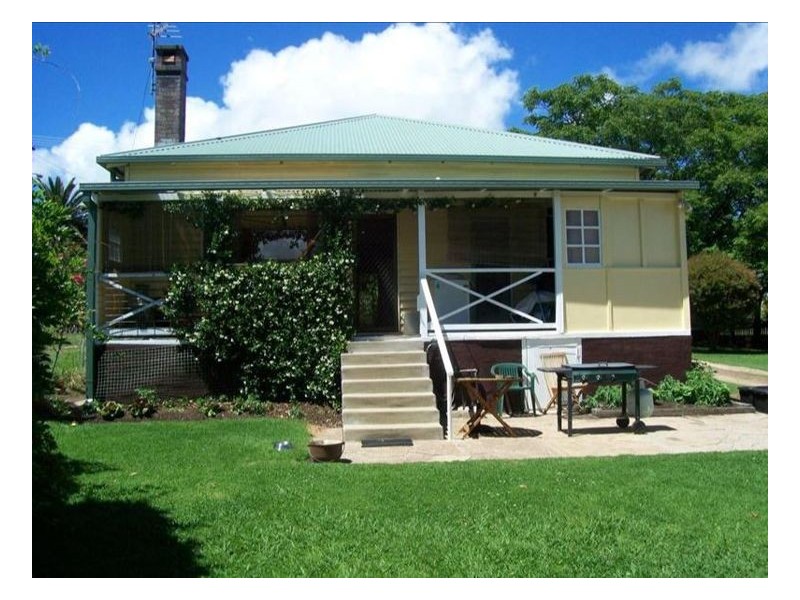 167 Mossman Street, Armidale NSW 2350