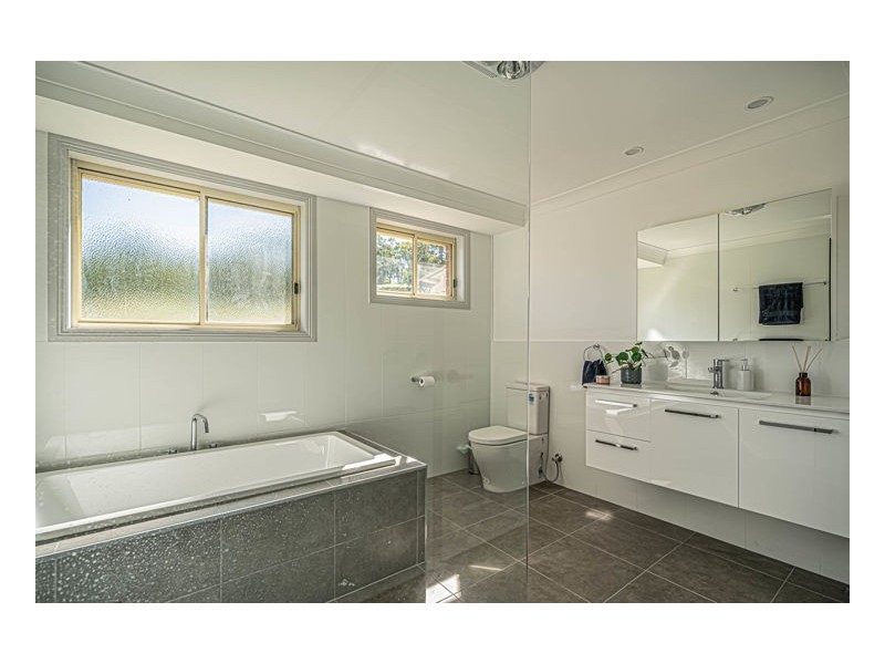 1 David Crescent, Armidale NSW 2350