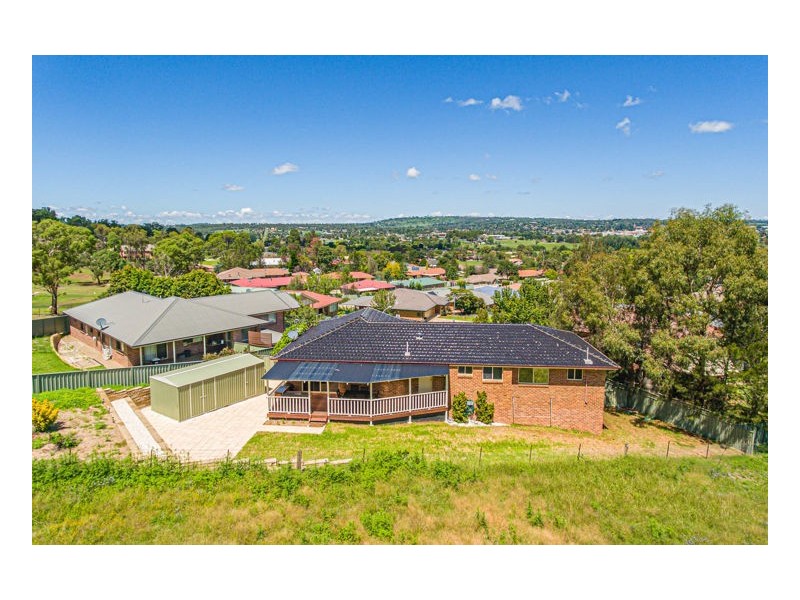 1 David Crescent, Armidale NSW 2350