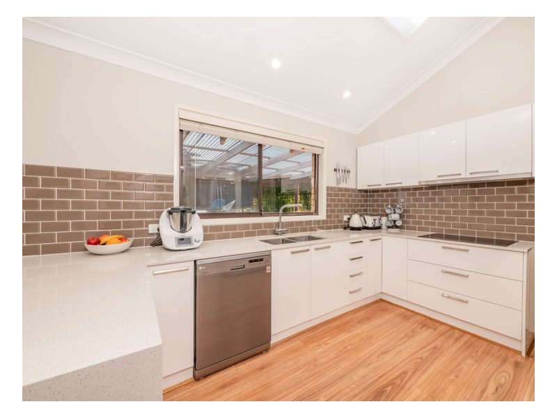 10 Freeman Crescent, Armidale NSW 2350