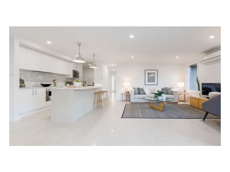 21 Holmfield Drive, Armidale NSW 2350