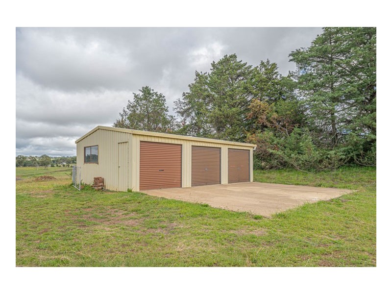 163 Rowlands Road, Armidale NSW 2350