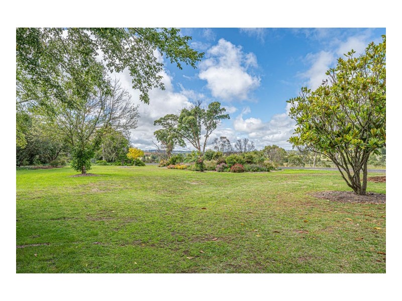 163 Rowlands Road, Armidale NSW 2350