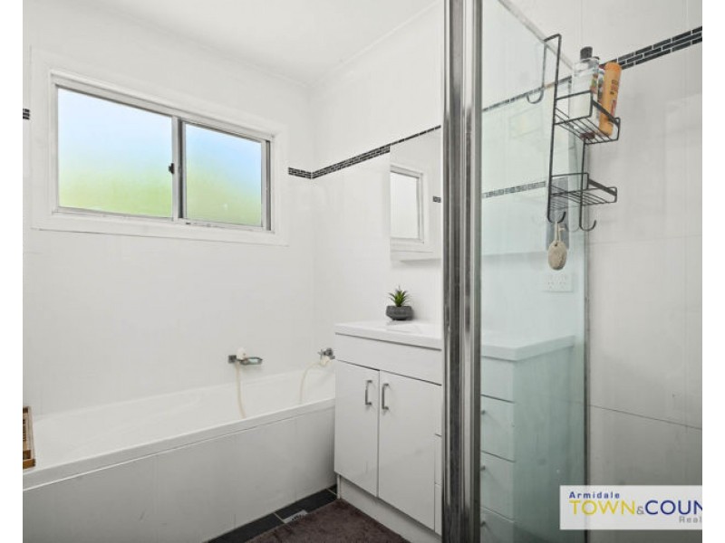 28a Martin Street, Armidale NSW 2350