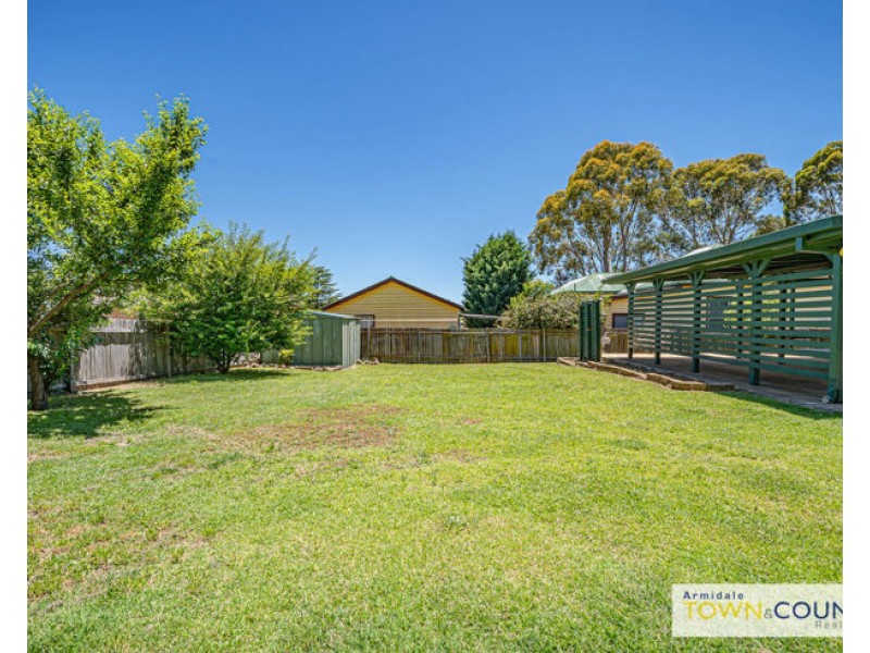 28a Martin Street, Armidale NSW 2350