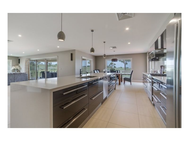 18 Post Way, Armidale NSW 2350