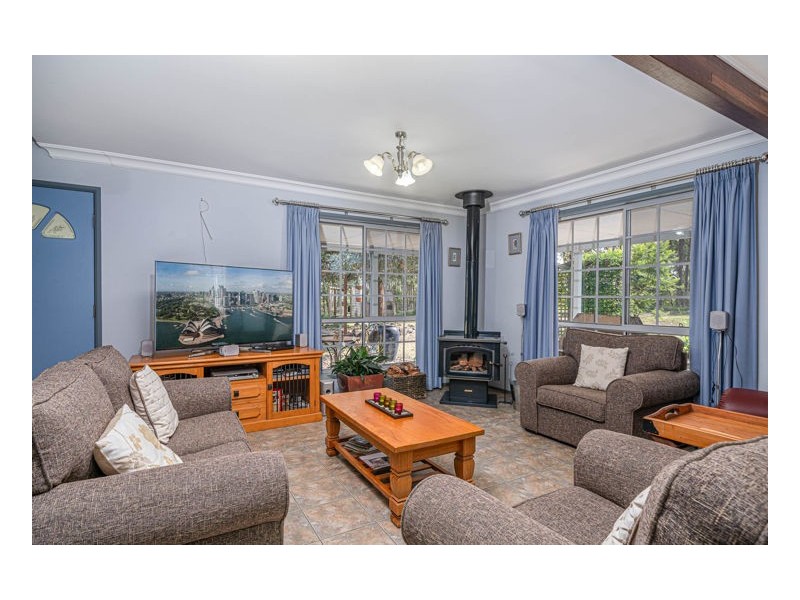 69 Kendall Road, Armidale NSW 2350