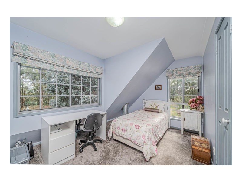 69 Kendall Road, Armidale NSW 2350