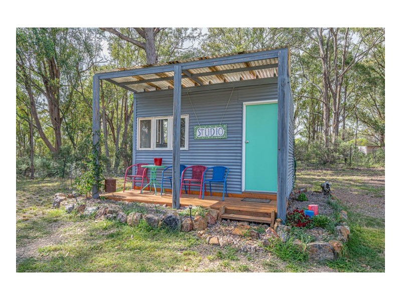 69 Kendall Road, Armidale NSW 2350