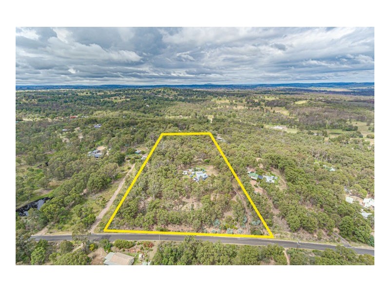 69 Kendall Road, Armidale NSW 2350