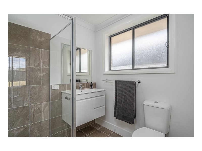 30 Cookes Road, Armidale NSW 2350