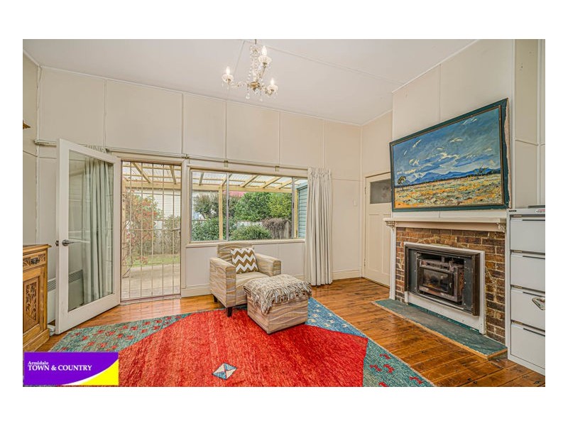 102 Douglas Street, Armidale NSW 2350