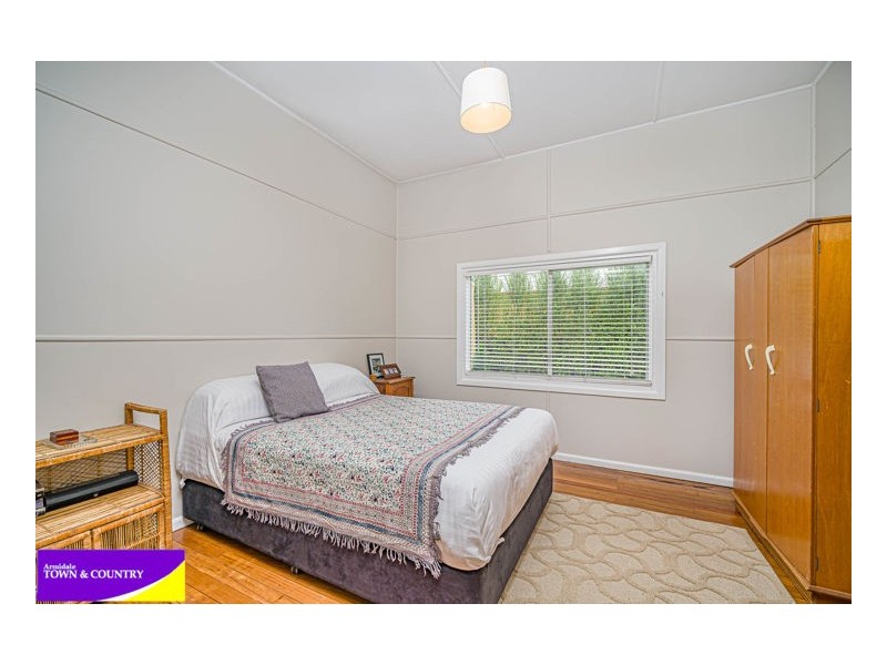 102 Douglas Street, Armidale NSW 2350
