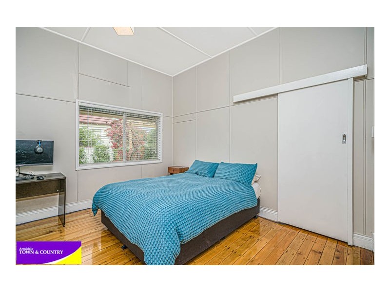 102 Douglas Street, Armidale NSW 2350