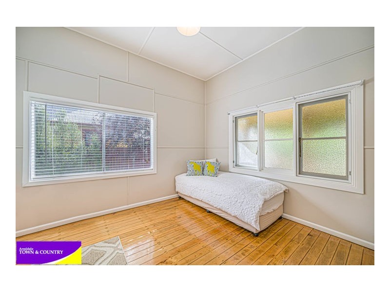 102 Douglas Street, Armidale NSW 2350