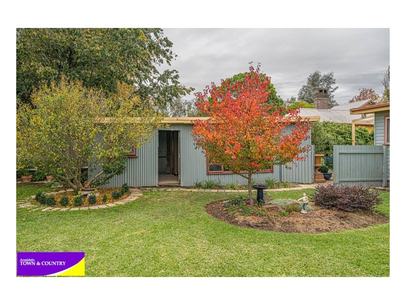 102 Douglas Street, Armidale NSW 2350
