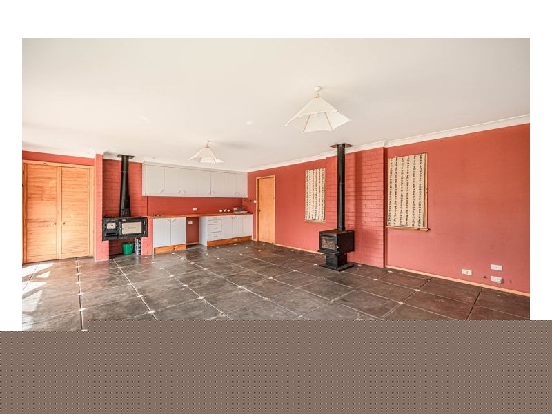 16 Perrott Street, Armidale NSW 2350