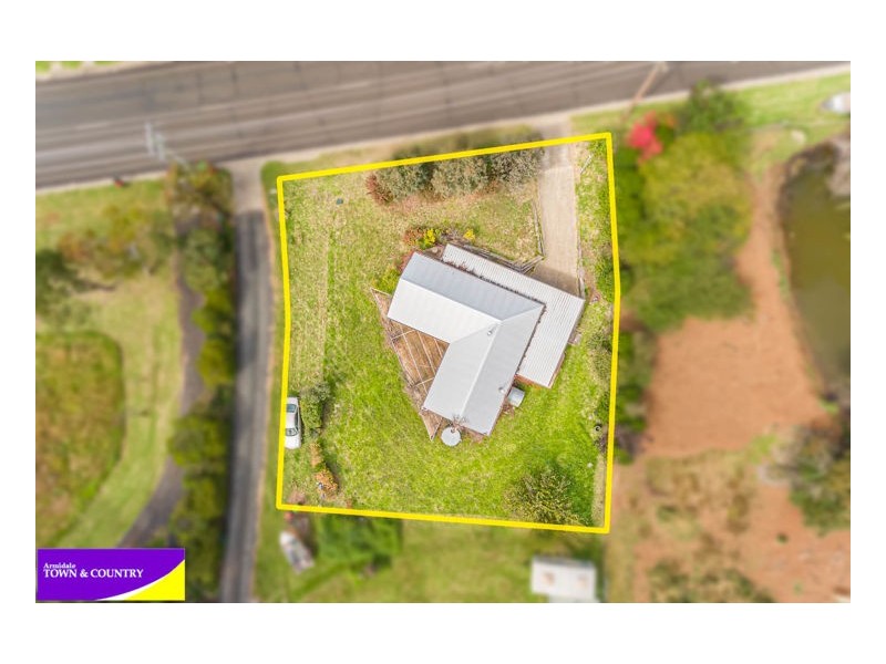 16 Perrott Street, Armidale NSW 2350