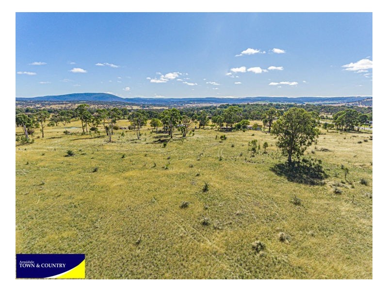 11087 New England Highway, Armidale NSW 2350