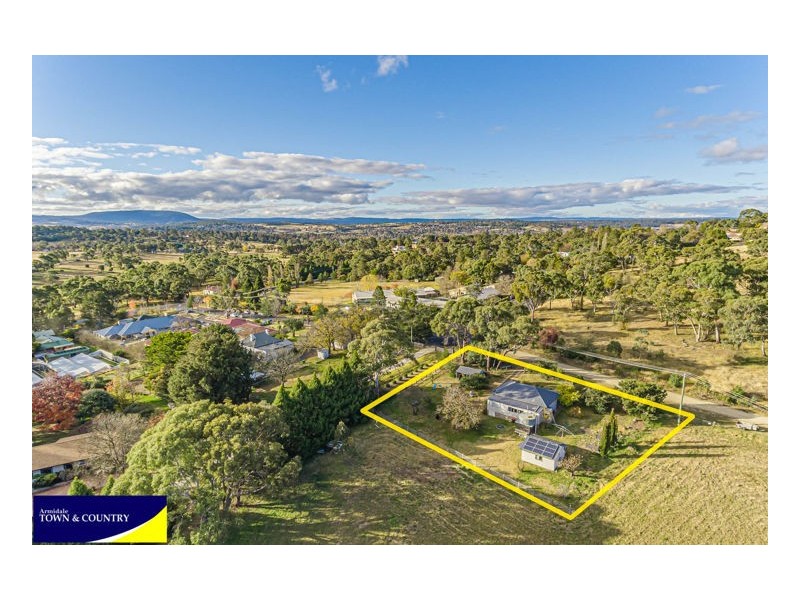 24 Kurrawatha Avenue, Armidale NSW 2350