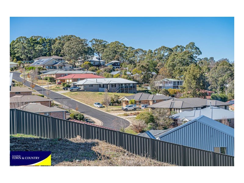 20 Grandview Crescent, Armidale NSW 2350