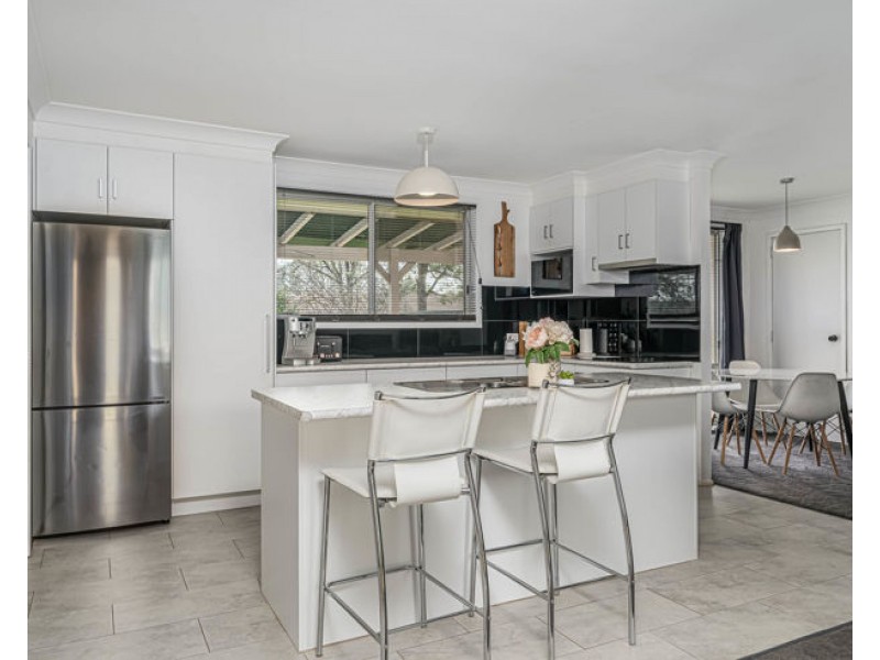 7 Hamilton Crescent, Armidale NSW 2350