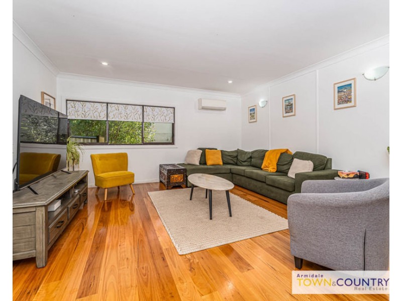 20 Glen Innes Road, Armidale NSW 2350