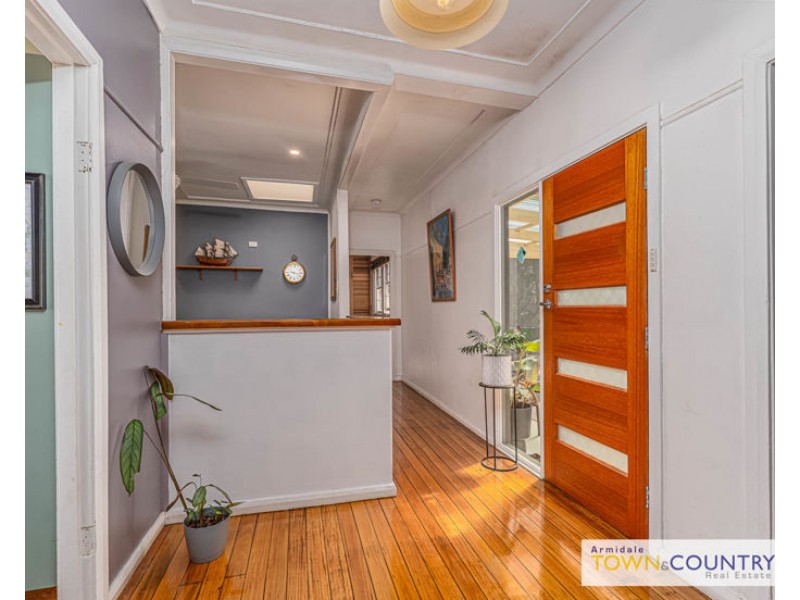 20 Glen Innes Road, Armidale NSW 2350