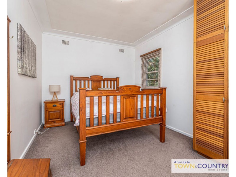 20 Glen Innes Road, Armidale NSW 2350